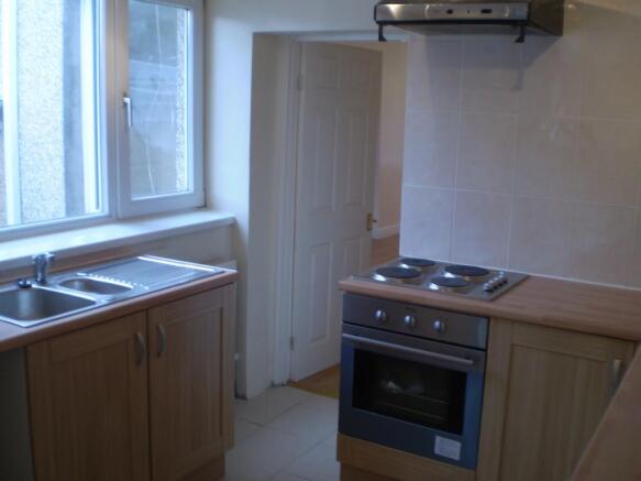 Kitchen (2)