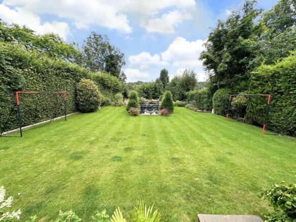Garden (2)