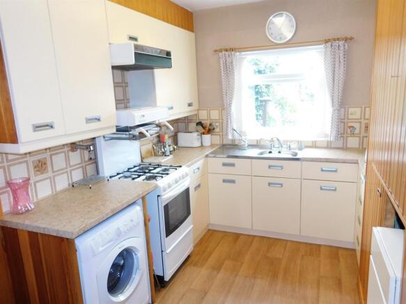 Kitchen 1