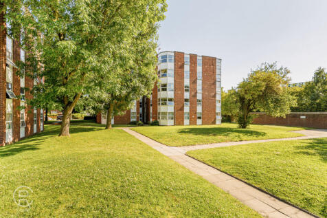 Riverside Close, London, W7