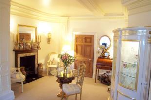 DINING ROOM 1