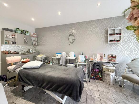 4 bed Detached for sale Image 12
