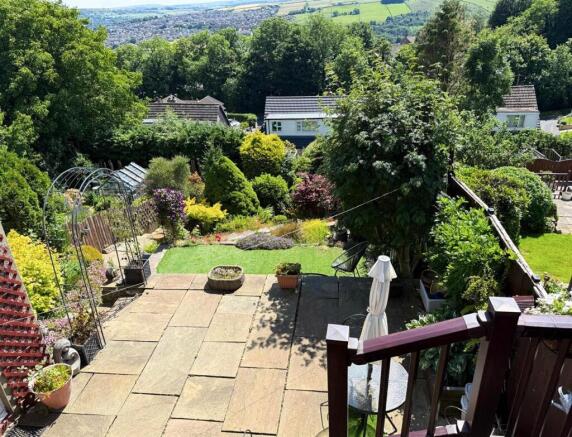 3 bed Semi-Detached for sale Image 11