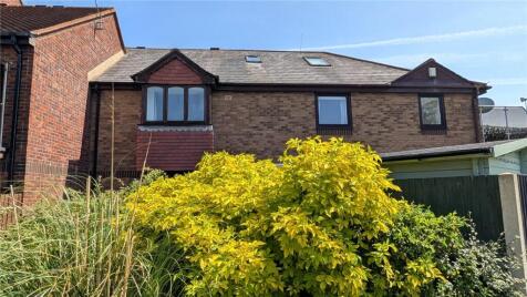 Lander Close, Baiter Park, Poole, Dorset, BH15