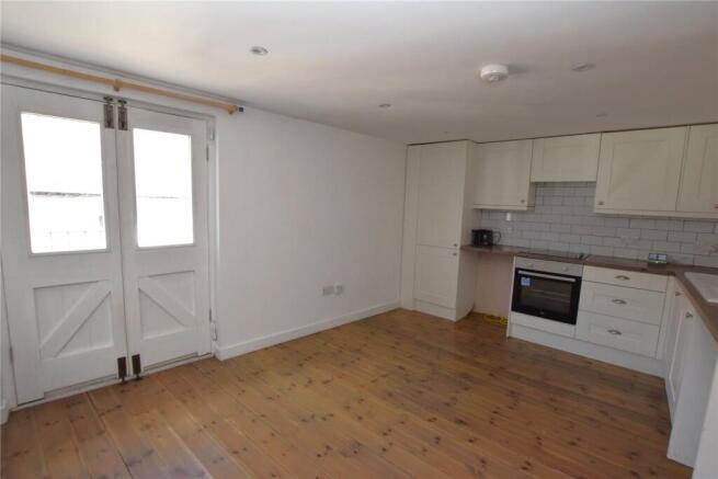 Kitchen/ Living Area