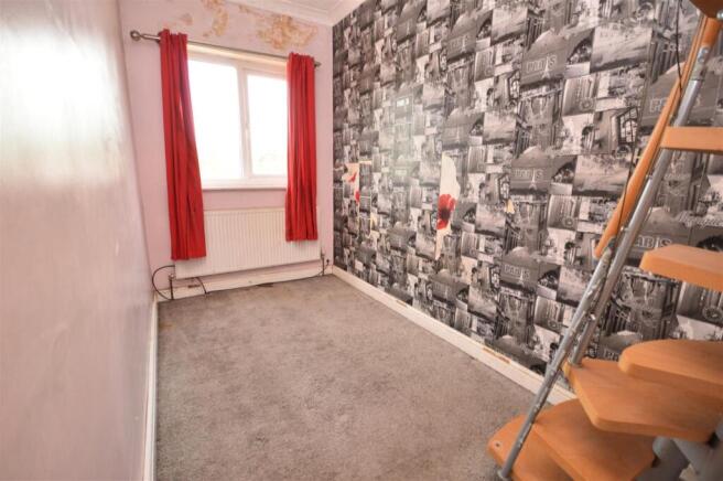 2 bed Terraced for sale Image 10