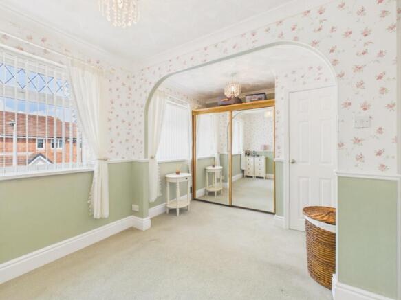 2 bed Semi-Detached for sale Image 11