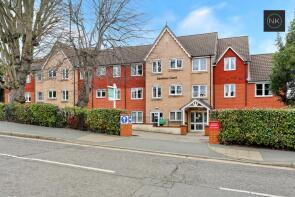 Flat 13, 44 46 Devereux Court, Snakes Lane West, Woodford Green IG8 0DF