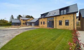 Charolais Barn, Bluntisham Road, Colne PE28 3LY