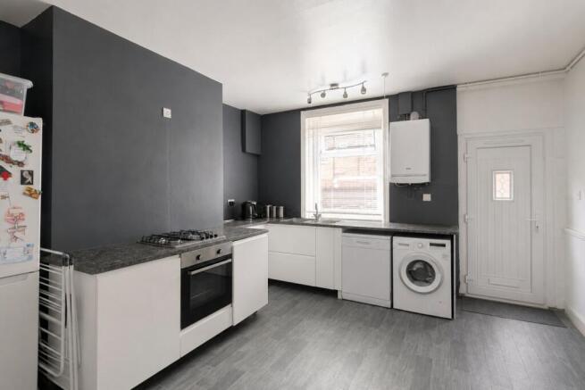 3 bed Terraced for sale Image 5