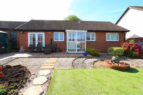 11 Ainsdale Drive, Priorslee, Telford. TF2 9QJ