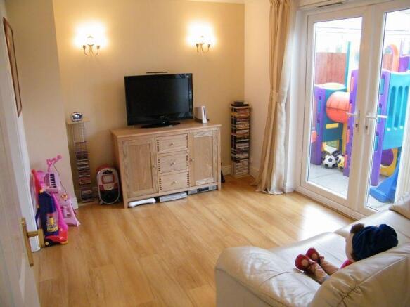 Photo 3
