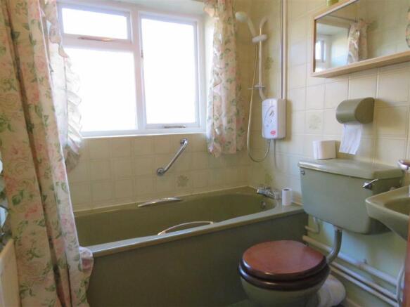 Photo 6