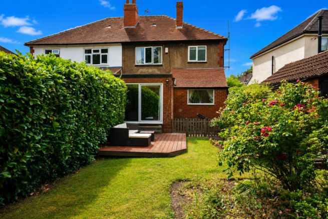 3 bed Semi-Detached for sale Image 12