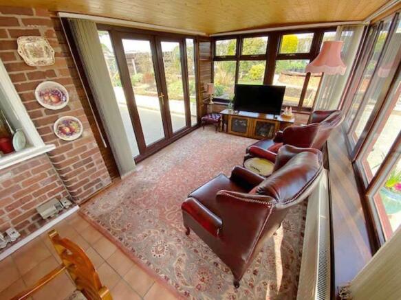 Dining/Sun Room
