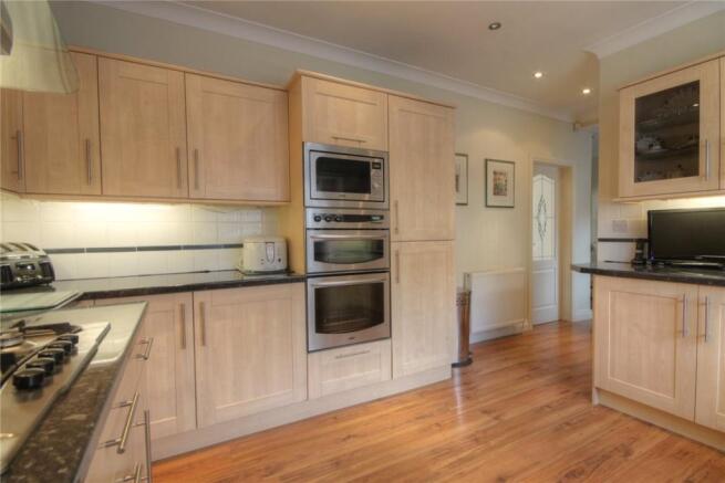 Kitchen Pic 3