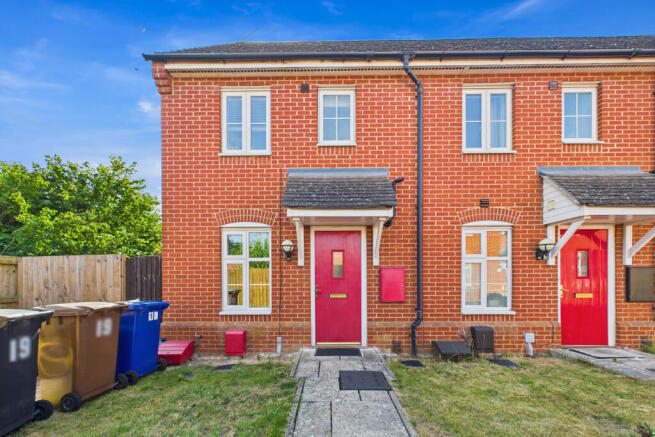 CAM05449G0-PR0019-STILL009