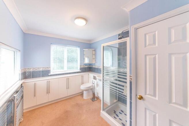 En-suite shower room