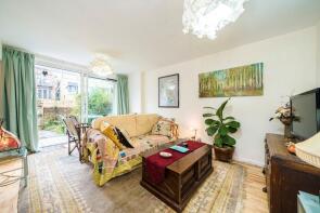 29, Barton Close, London SE15 3XY