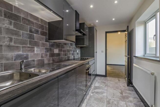 8702504-interior07-800.jpg
