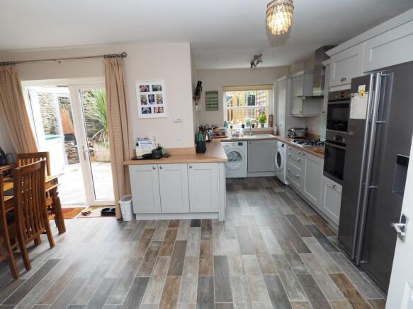 Dining Kitchen