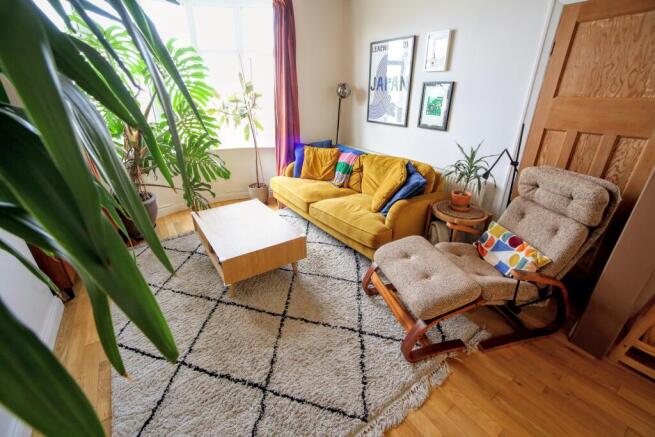 3 bed Semi-Detached to rent Image 11