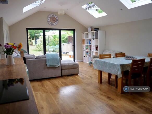 Kitchen / Living / Diner