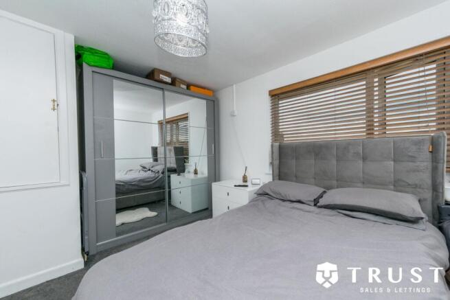 2 bed Terraced for sale Image 10