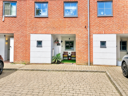 Windmill Road, Slough, SL1