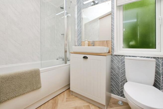 2 bed Park Home for sale Image 7