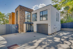 4, Upper Creek Mews, Satchell Lane, Southampton SO31 4HL
