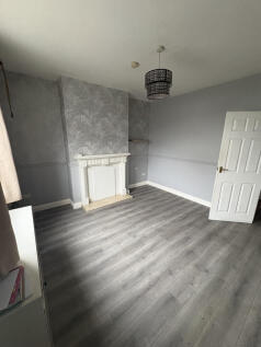 Station Road, Kiveton Park