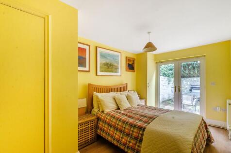 Alderney Street, Pimlico, London, SW1V