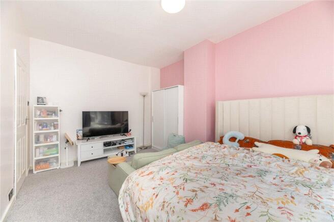 3 bed Terraced for sale Image 12