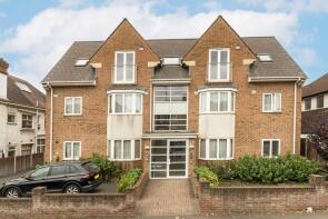 Flat 2, 123 Jasper Court, Station Road, Hendon, London NW4 4PF