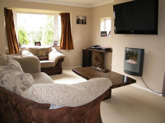 Dual Aspect Lounge