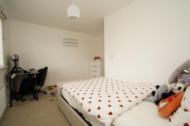3 bed Semi-Detached for sale Image 12