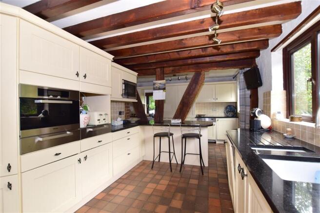 Kitchen 10.06