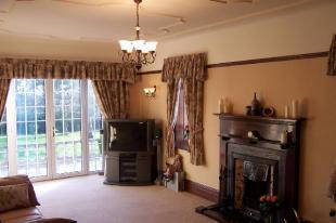 Lounge main hse
