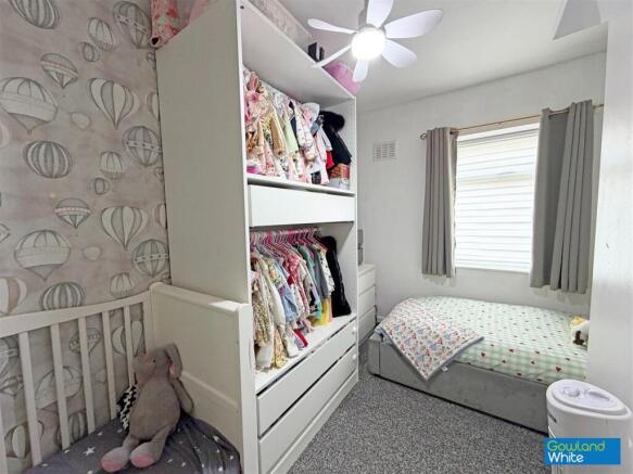 3 bed Terraced for sale Image 10
