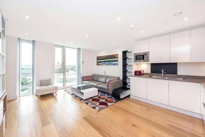 Sky View Tower, E15