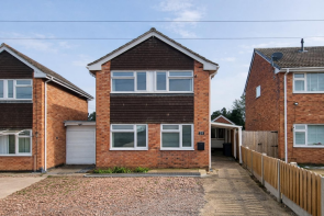 16, Queens Acre, Newnham GL14 1DJ