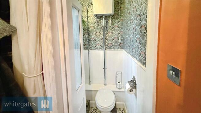 4 bed Detached for sale Image 10
