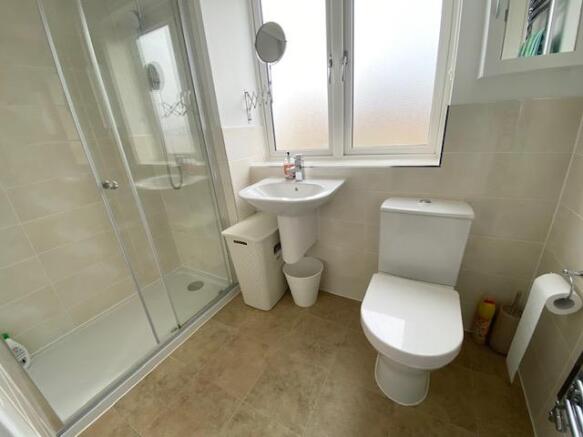 En-suite Bathroom