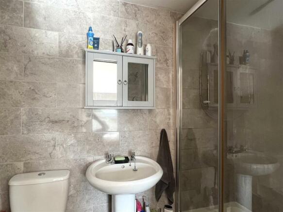 En Suite: