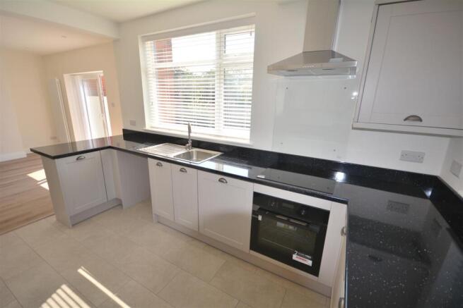 Kitchen #.JPG
