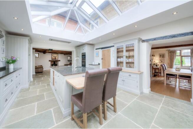 Kitchen/Breakfast