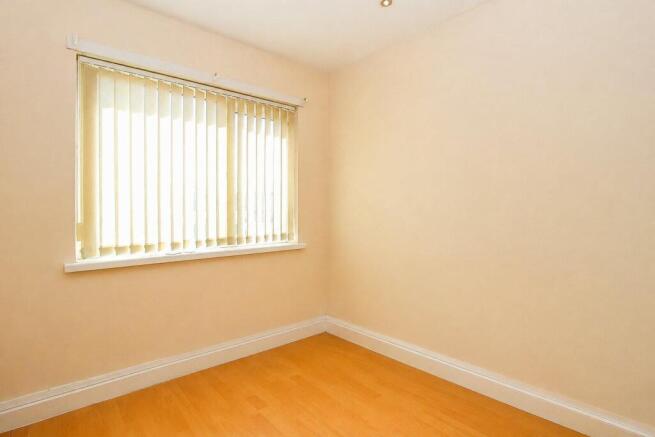 3 bed Semi-Detached for sale Image 8