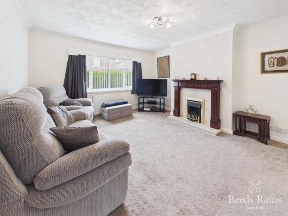 3 bed Bungalow for sale Image 4