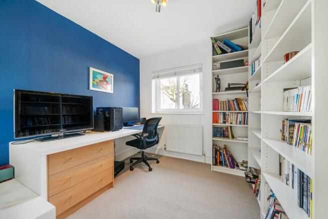 Bedroom 4.jpg
